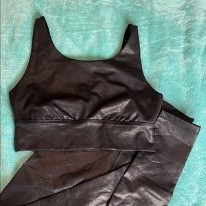 Arie women’s workout set glitter and black